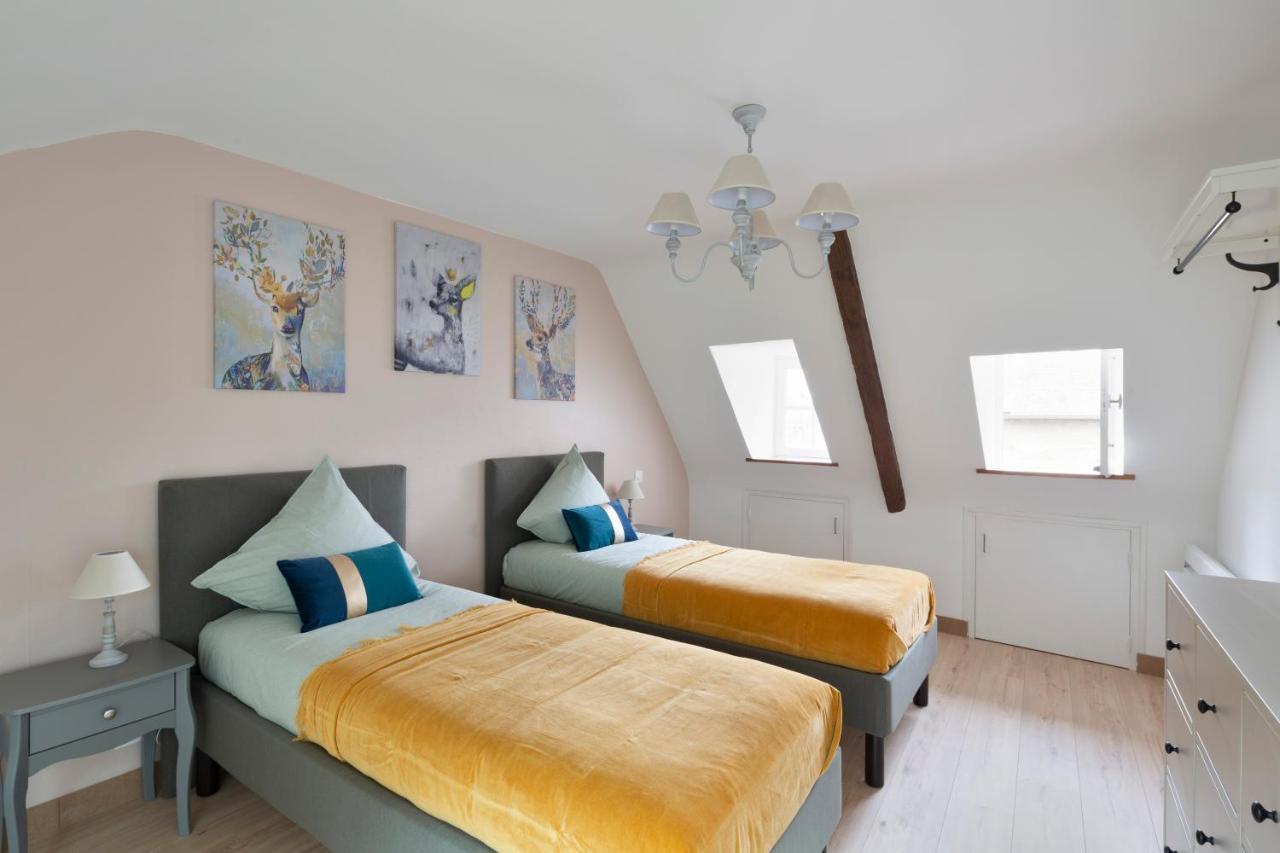 La Belle A Colombage Villa Dinan Bagian luar foto