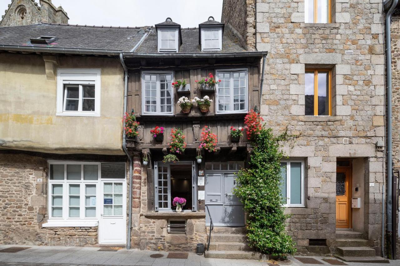 La Belle A Colombage Villa Dinan Bagian luar foto